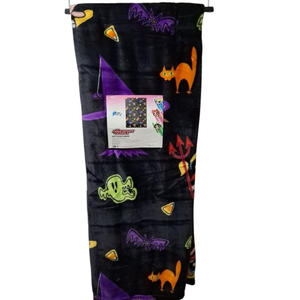 The Powerpuff Girls Halloween Witches Throw Blanket